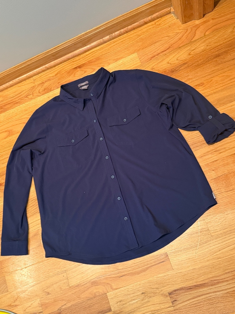 Eddie Bauer Women XL Navy Blue Roll Tab Sleeve Button-Down Shirt Classic Fit